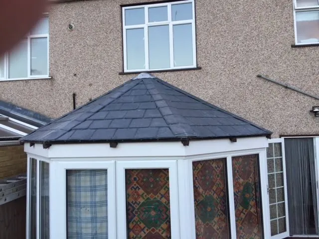 Bay conservatory with a new tiled roof